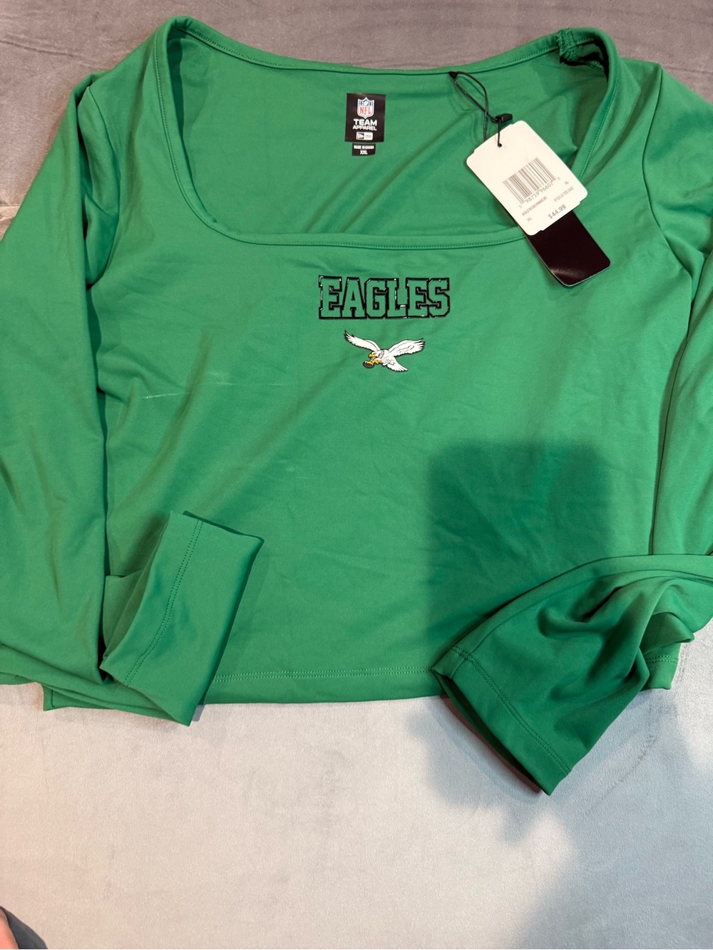 NFL Women’s Green Eagles Scoop Neck Crop Top